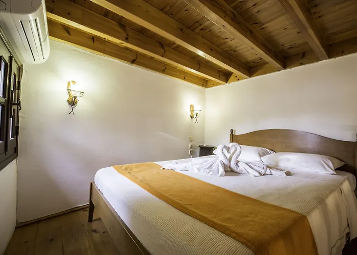 Szálloda Camelot Traditional & Classic 3*