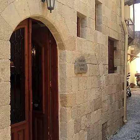 Hotel Camelot Traditional & Classic 3*