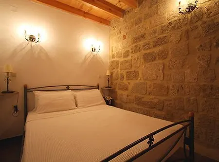 Camelot Traditional & Classic Otel Rhodes City