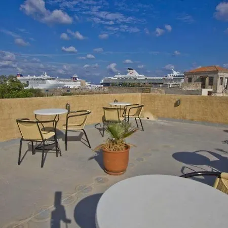 Otel Camelot Traditional & Classic