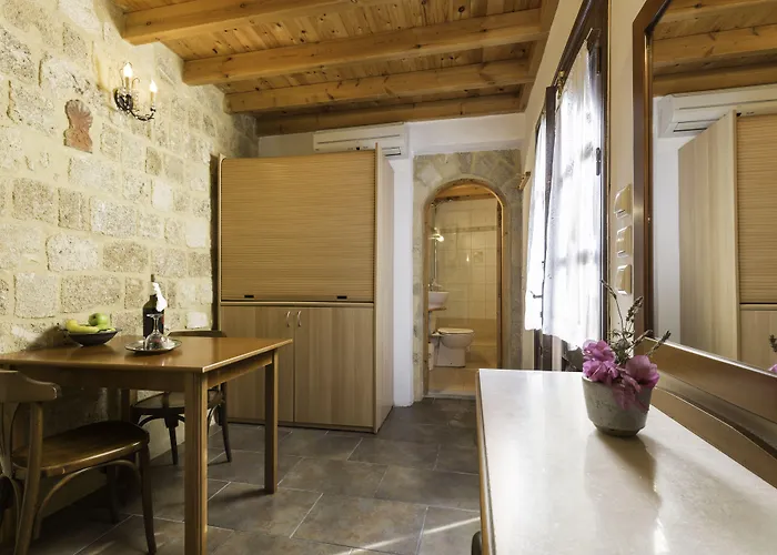 Camelot Traditional & Classic