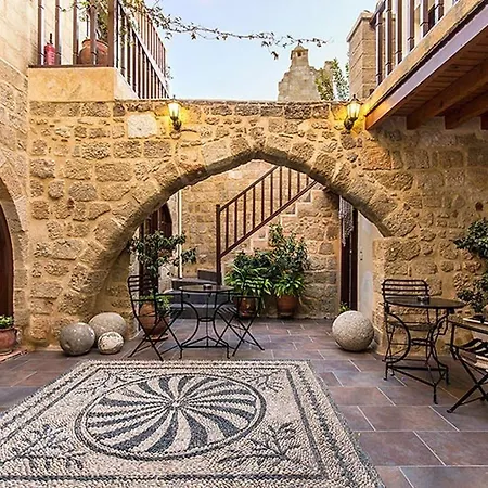 卡美洛传统经典酒店 3* Rhodes City