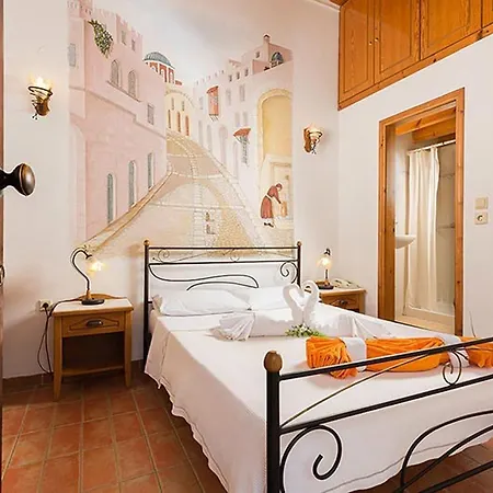 卡美洛传统经典酒店 3* Rhodes City