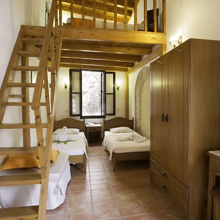 Camelot Traditional & Classic 호텔