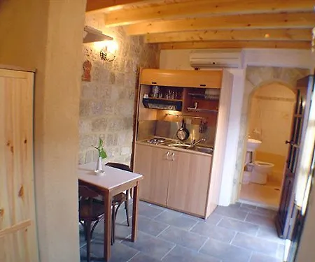 Camelot Traditional & Classic Rhodes City